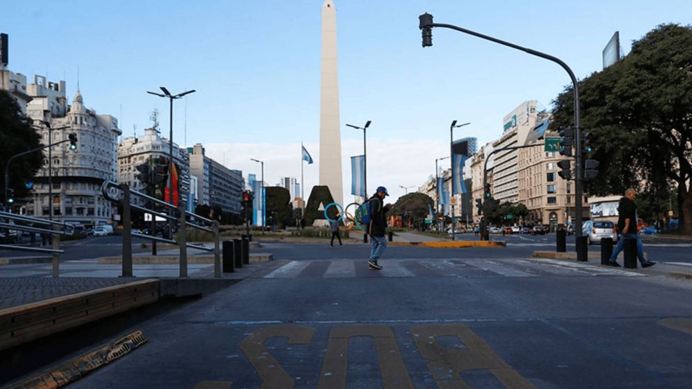 Este viernes rige un cronograma especial por el feriado del D�a de la Bandera (Archivo).