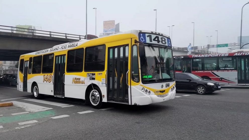 Paro de colectivos en el AMBA: qu� l�nea no funciona este lunes