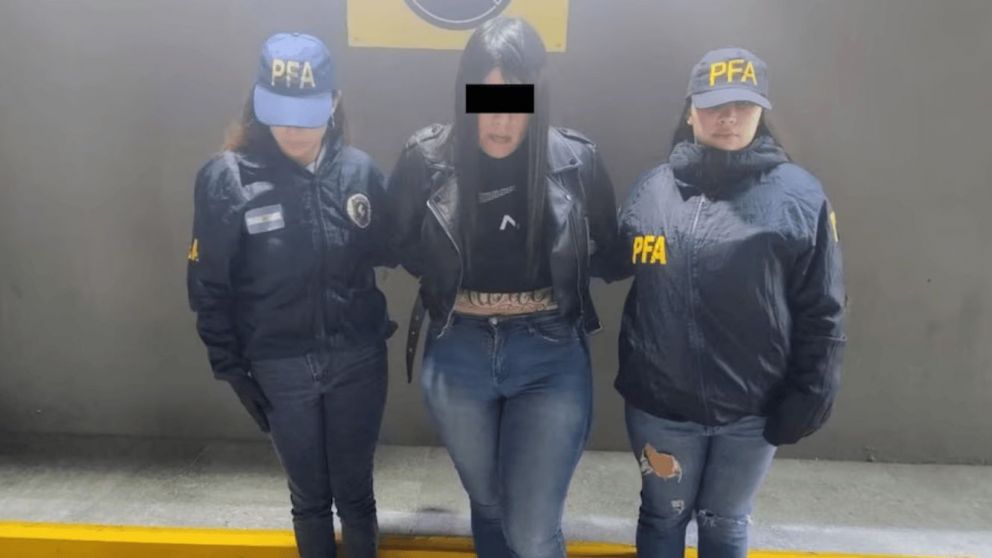 La presunta criminal fue detenida después del show de Dalila por efectivos de la PFA.