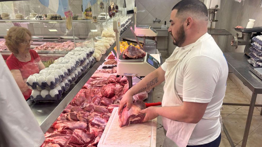 Por razones económicas y culturales, la ingesta de vaca fue reemplazada en parte por la de cerdo y pollo.