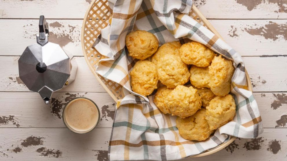 Cómo hacer los mejores scones y chipas para el mate y los días de frío, deliciosos e irresistibles (Freepik).