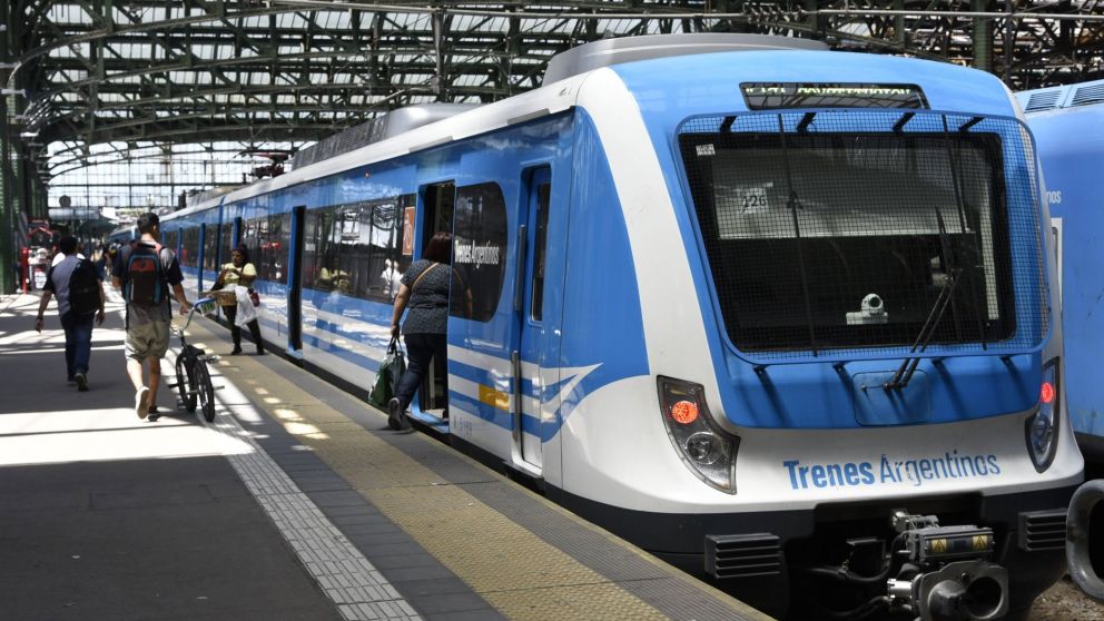 Alerta: una línea de trenes cambia de horarios y reduce su recorrido, ¿hasta cuándo?