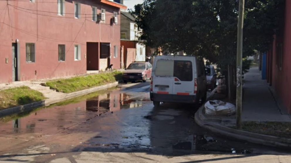 Acá, en este vecindario, se produjo la mortal agresión.