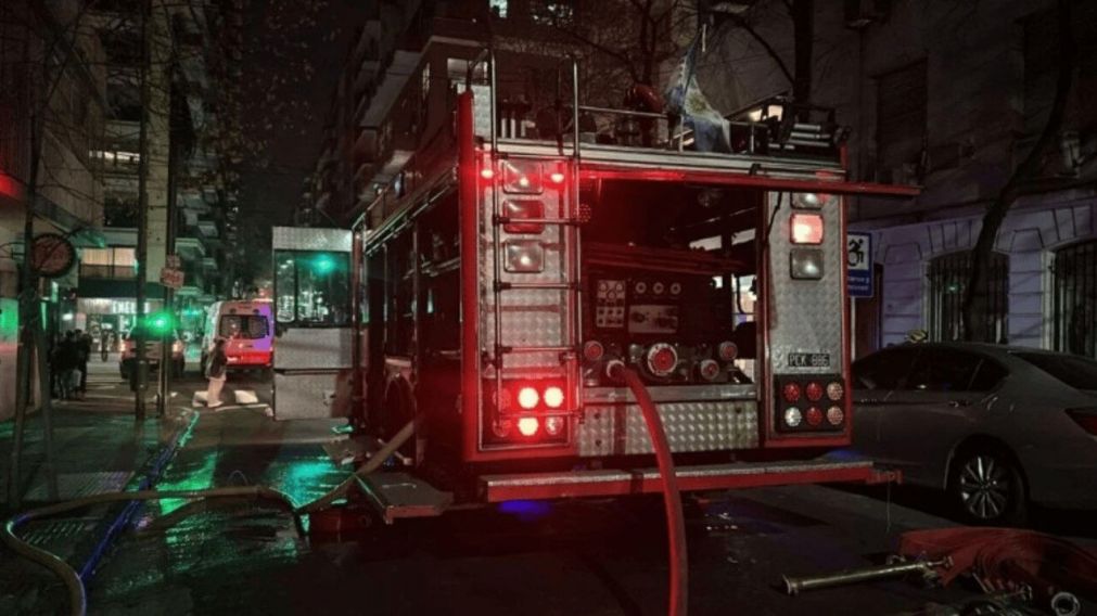 Se investigan las causales del incendio en Recoleta (Gobierno de la Ciudad).