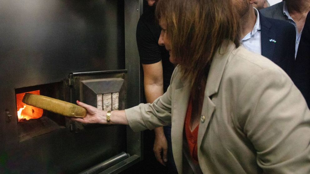 Patricia Bullrich encabezará la incineración de 1.600 kilos de droga