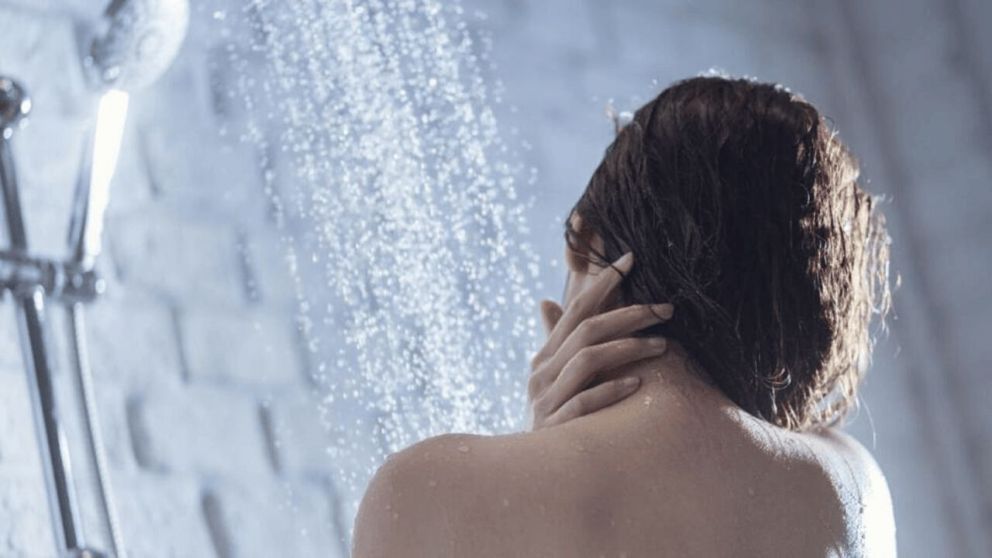 Ducharse con agua muy caliente puede perjudicar a la salud (Imagen ilustrativa).