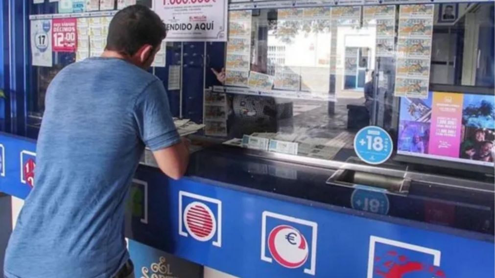 Ganó la Quiniela y se volvió millonario, pero no le quedó ni un centavo por la traición de un amigo