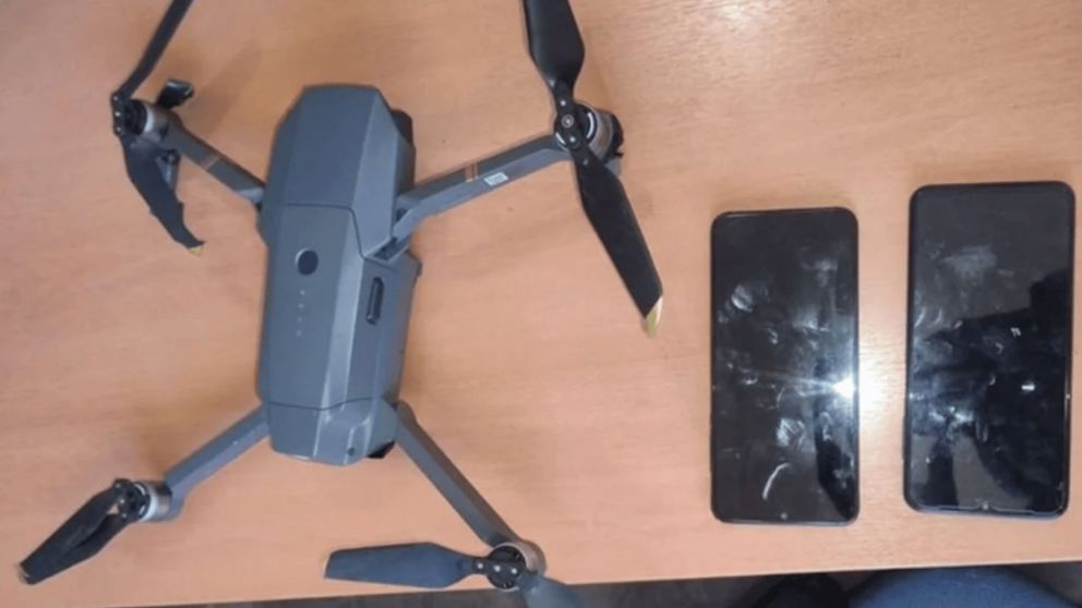 El drone usado para ingresar tecnología de contrabando al penal.