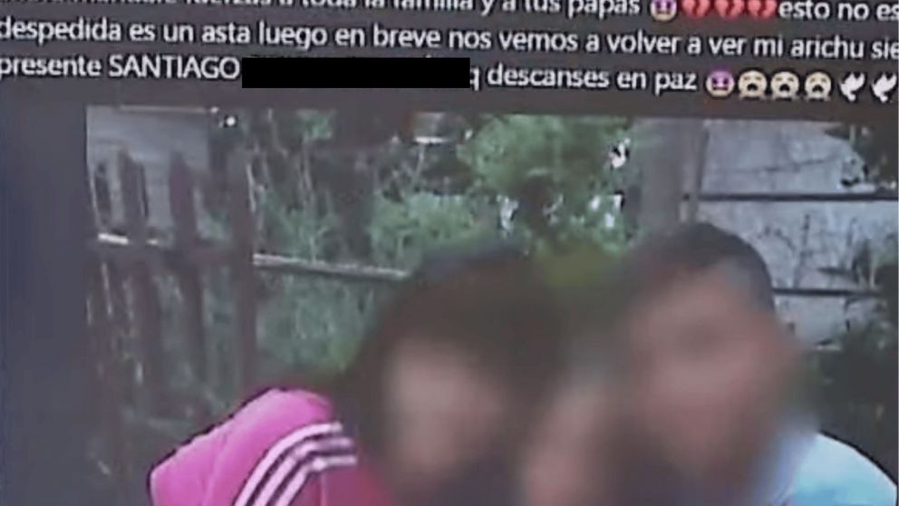 Familiares despidieron al menor abatido tras un intento de robo a una mujer policía en una localidad del oeste del Gran Buenos Aires.
