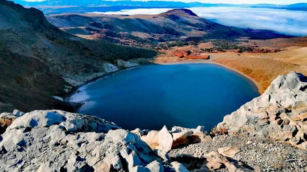 Ni el Copahue ni el Lanín: El destino cordillerano escondido en medio de un volcán que parece sacado de una película