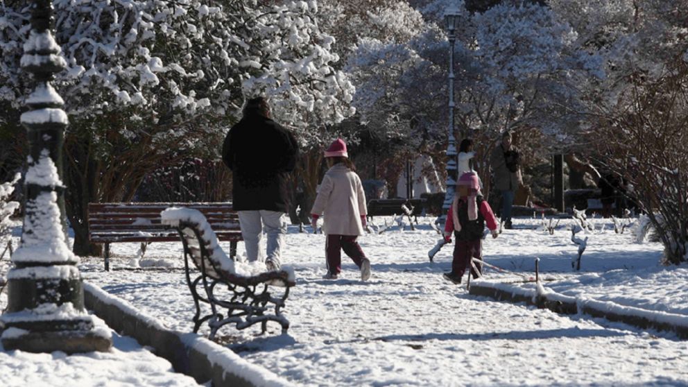 Fin de semana invernal: confirman probabilidades de nieve en varias zonas de Buenos Aires.