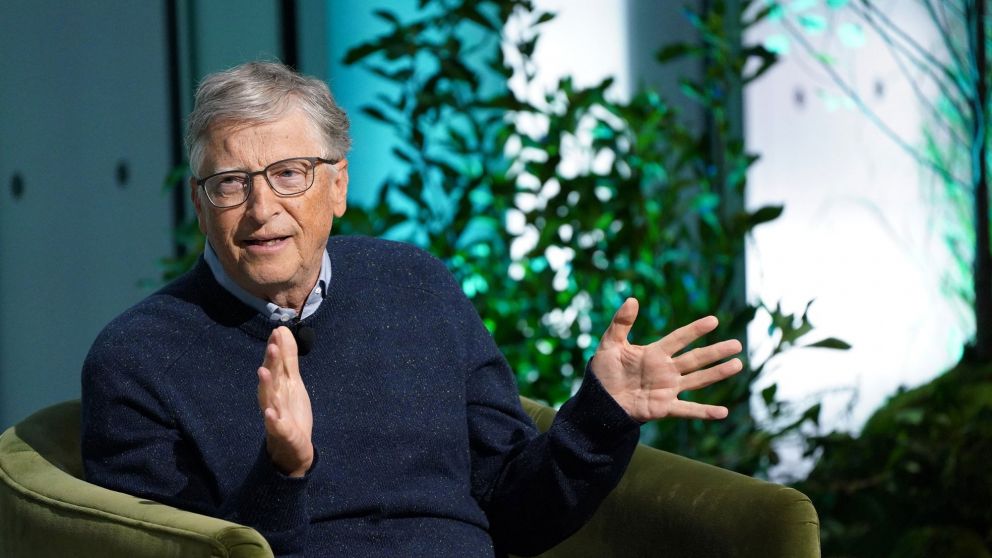 Bill Gates advierte sobre el uso del celular