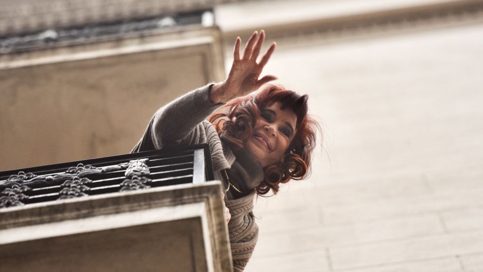 Cristina Kirchner deberá cumplir con la prisión domiciliaria.