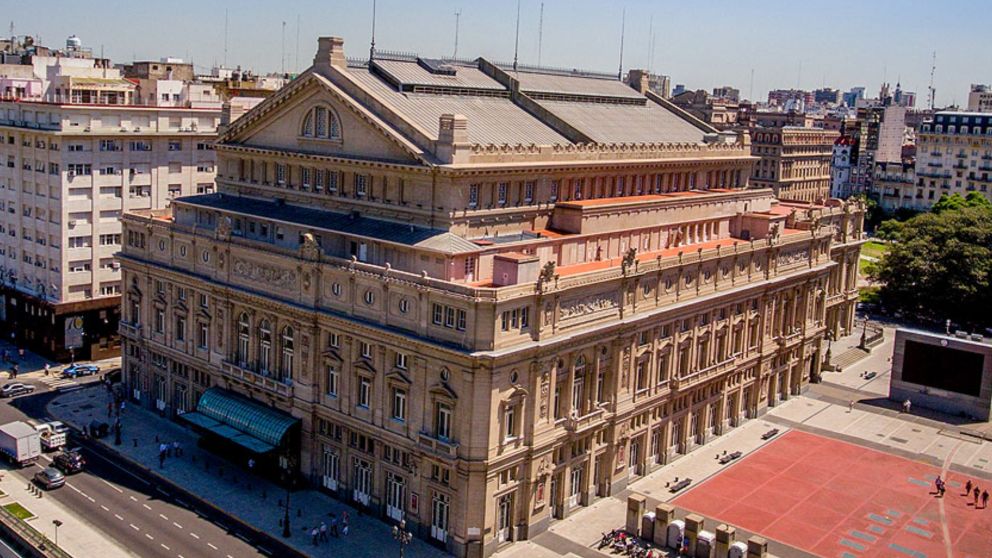 El mítico Teatro Colón ubicado en el Microcentro porteño.