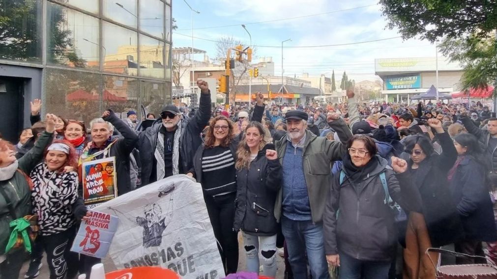 Los manifestantes recordaron a Maximiliano Kosteki y a Darío Santillán, asesinados durante una represión policial.
