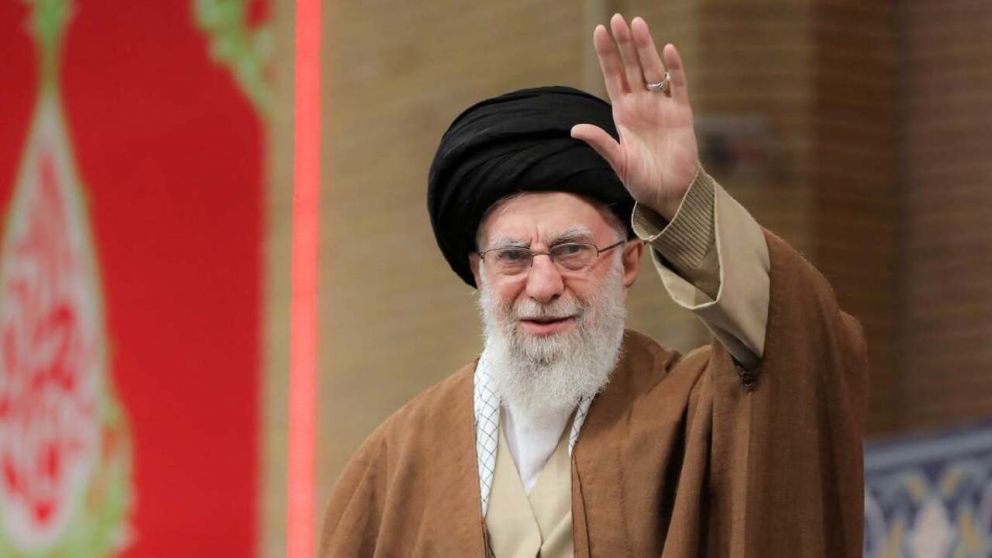 Alí Jamenei dio un mensaje en la televisión iraní (Archivo).