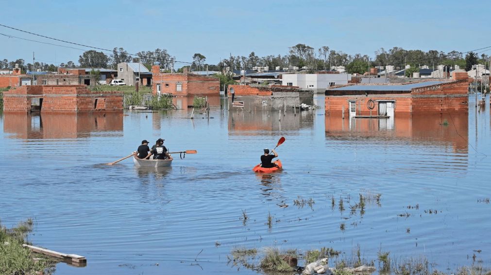 Inundaciones en Bahía Blanca: el Ministerio de Seguridad Nacional "inició el pagó a los inscriptos al Suplemento Único para la Reconstrucción"