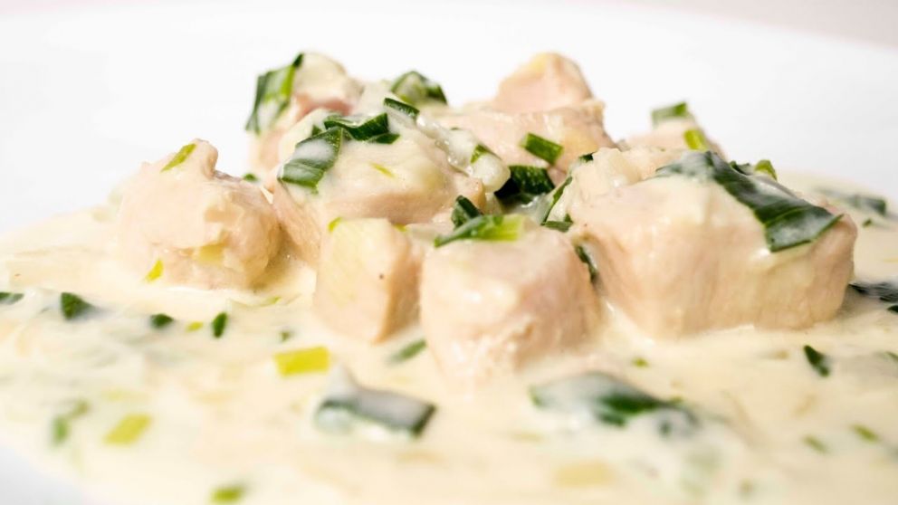 Receta de pollo al verdeo con crema: ingredientes y modo de preparación.