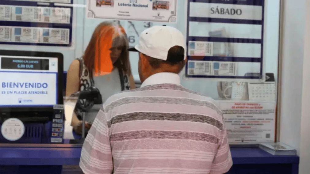 Ganó una fortuna en la Quiniela gracias a dos tickets pero no pudo cobrar ninguno de los premios por distraido