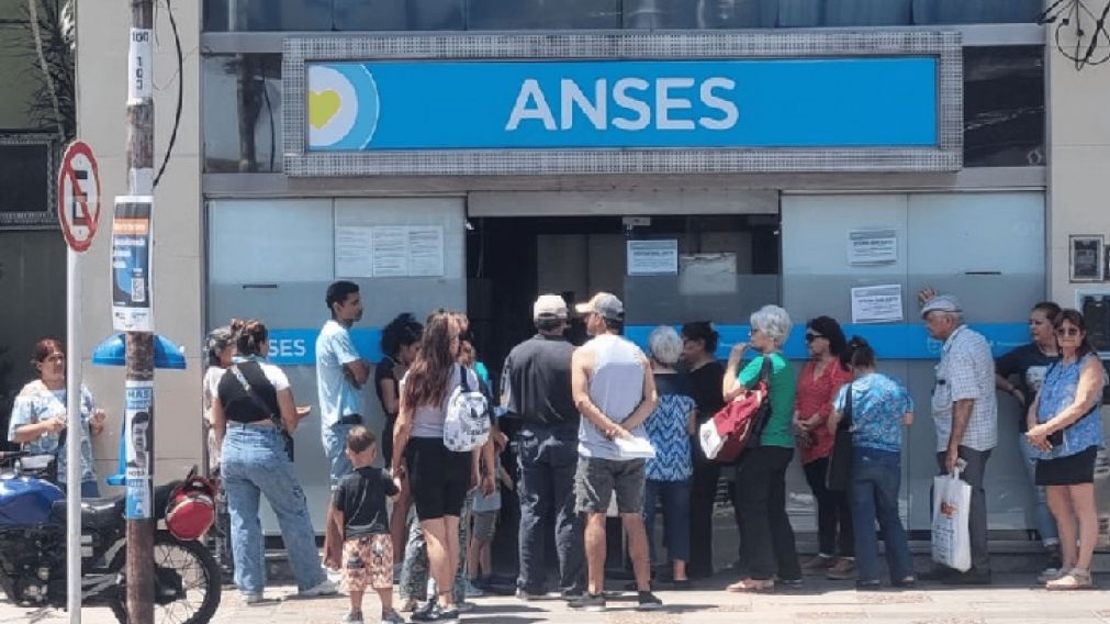 Atención jubilados de ANSES: el Gobierno anunció que se viene un beneficio muy esperado ¿cuál es?