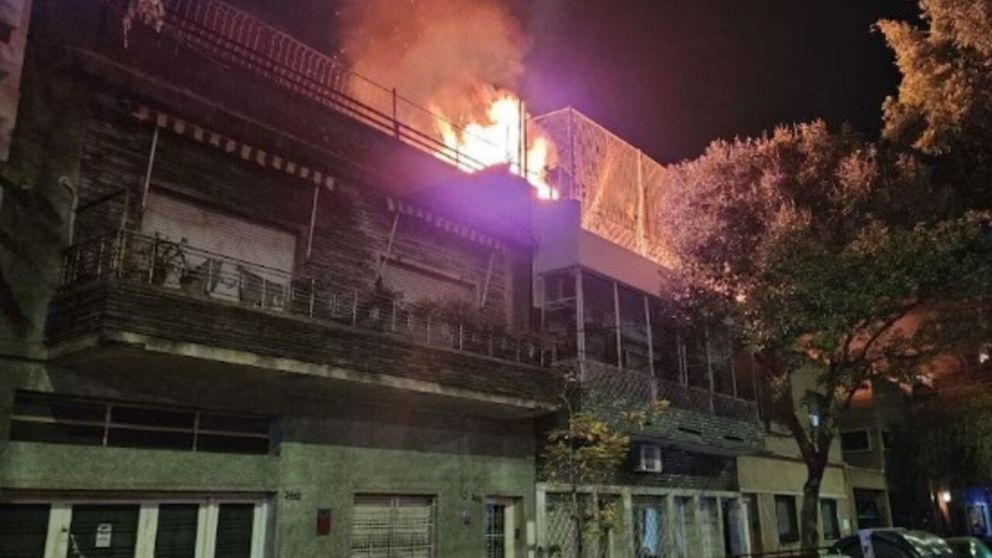 No se registraron heridos en el incendio en Villa Urquiza (X).