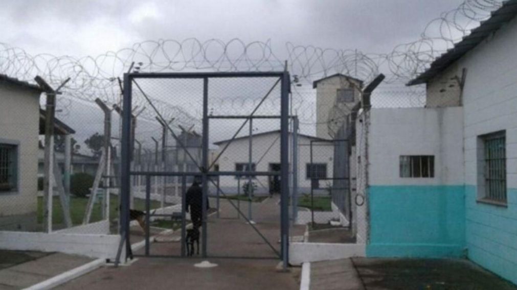 Al sospechoso lo hallaron alojado en un establecimiento penitenciario.