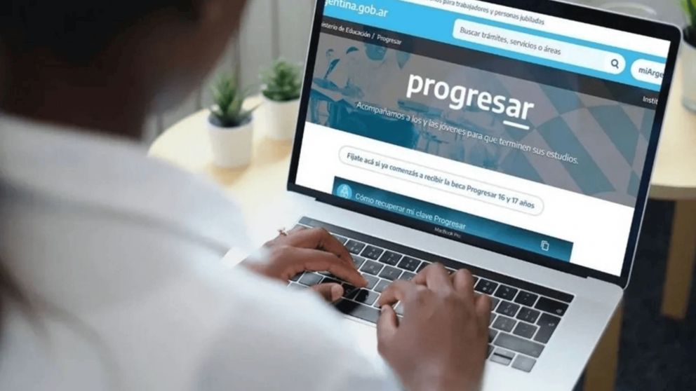 ANSES y Progresar: becas, fechas de inscripción y detalles
