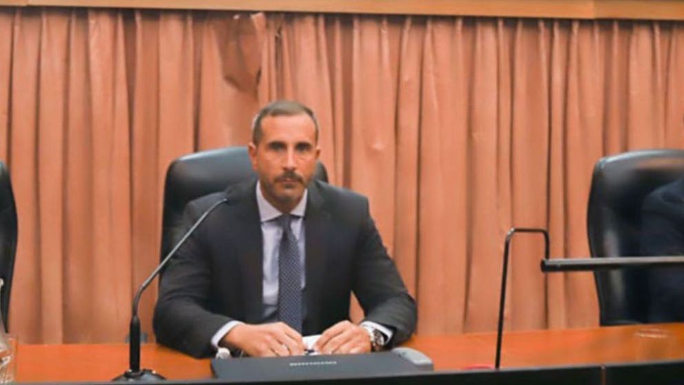 El juez Jorge Gorini debe resolver si acepta o rechaza el arresto domiciliario de Cristina Kirchner.