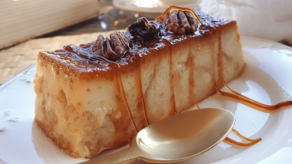 Receta simple de budin de pan.