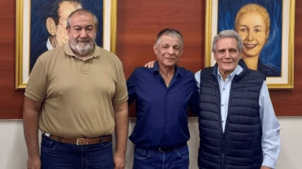 El triunvirato de la CGT está convocado este martes en la sede del PJ.