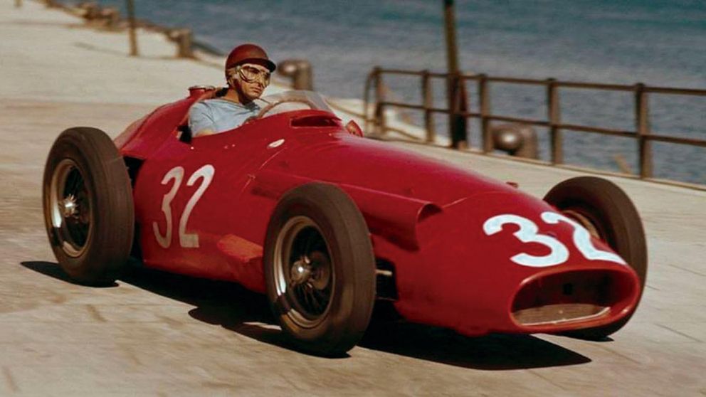 Juan Manuel Fangio, el mejor piloto argentino de todos los tiempos (Archivo).