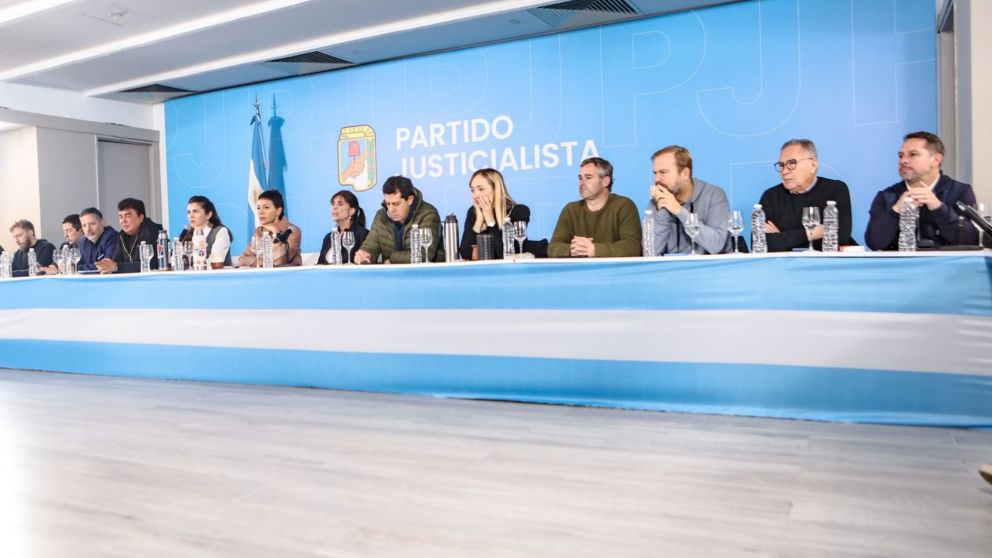 Intendentes del PJ se reunieron de cara al acompañamiento a Cristina Kirchner de miércoles.
