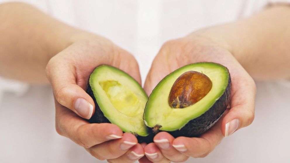 Hay un truco para mantener la palta en "buen estado" tras ser cortada (Imagen ilustrativa).