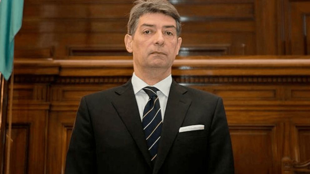 Jueces federales repudian amenazas contra Rosatti y piden defender la vida institucional