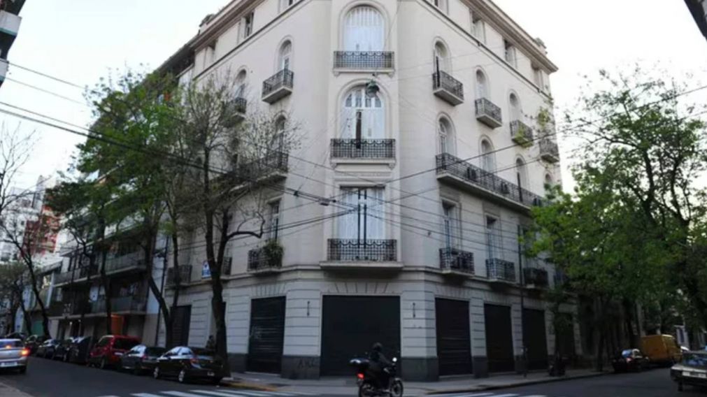 La Justicia realizó una inspección en el departamento ubicado en San José al 1100.