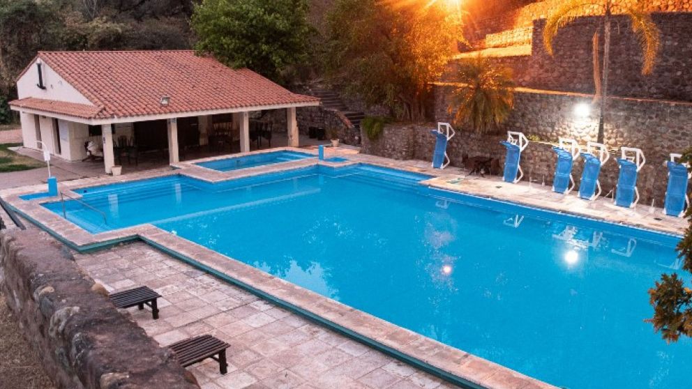 Ni el Jordán ni Río Hondo: El pueblito norteño con termas y uno de los hoteles más antiguos del país