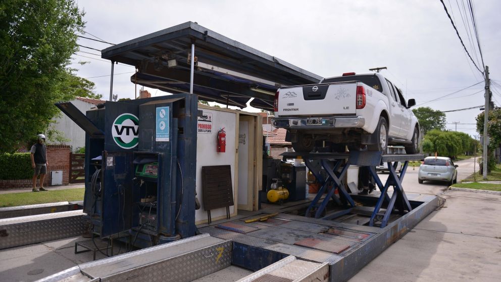 La Verificación Técnica Vehicular tuvo varias modificaciones (Imagen ilustrativa).