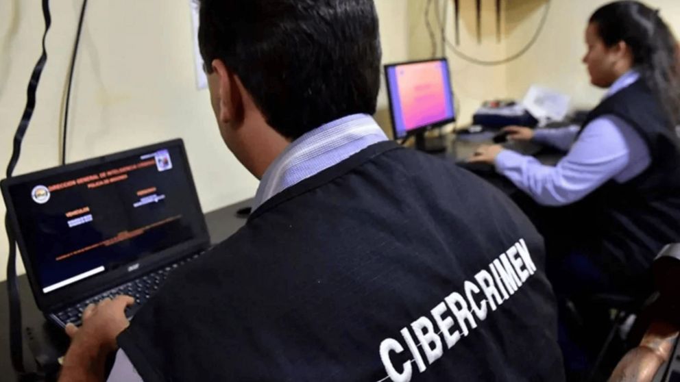 Emitía certificados de aptitud física y fichas médicas "truchas"