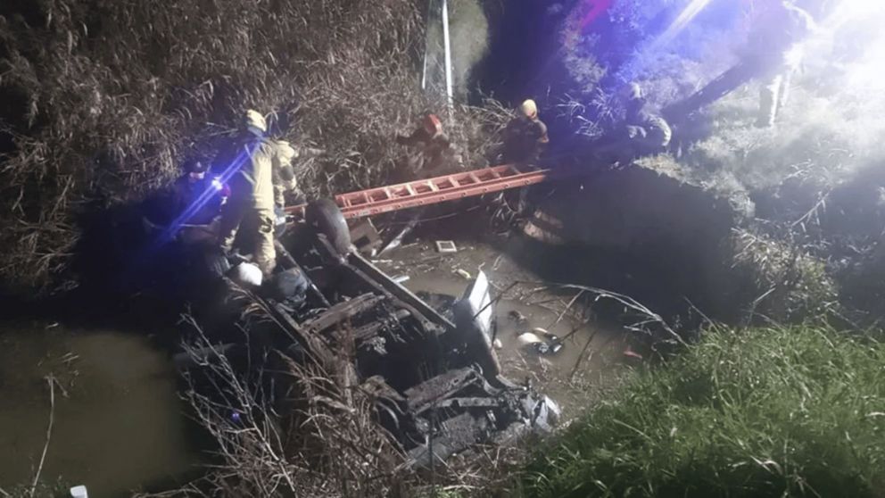 Una mujer de 35 años y una nena de 4 murieron en el hecho ocurrido sobre la Ruta Nacional 33.