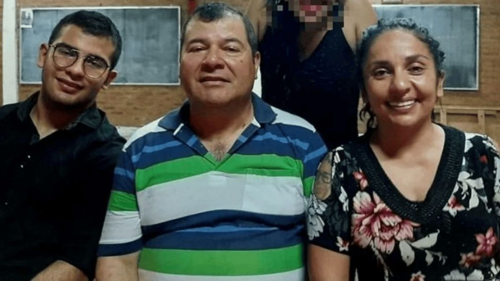 Cesar Sena y sus padres acusados del femicidio Cecilia Strzyzowski.