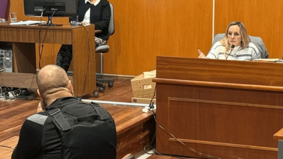 El líder de Generación Zoe, frente al tribunal que lo juzga.