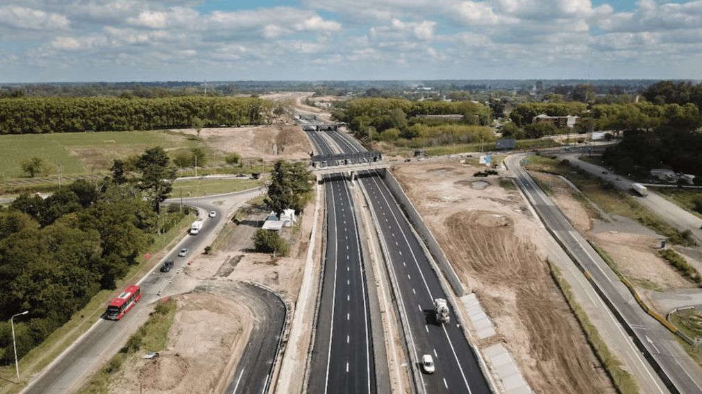 El Gobierno nacional comenzó la privatización de las rutas nacionales (Imagen NA).