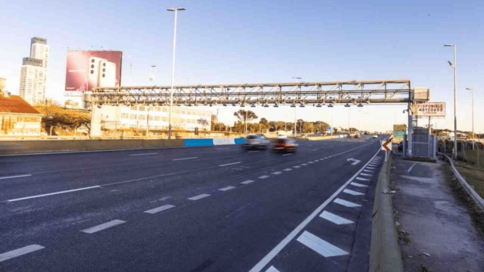 Ya se aplica el TelePASE en las autopistas porteñas.
