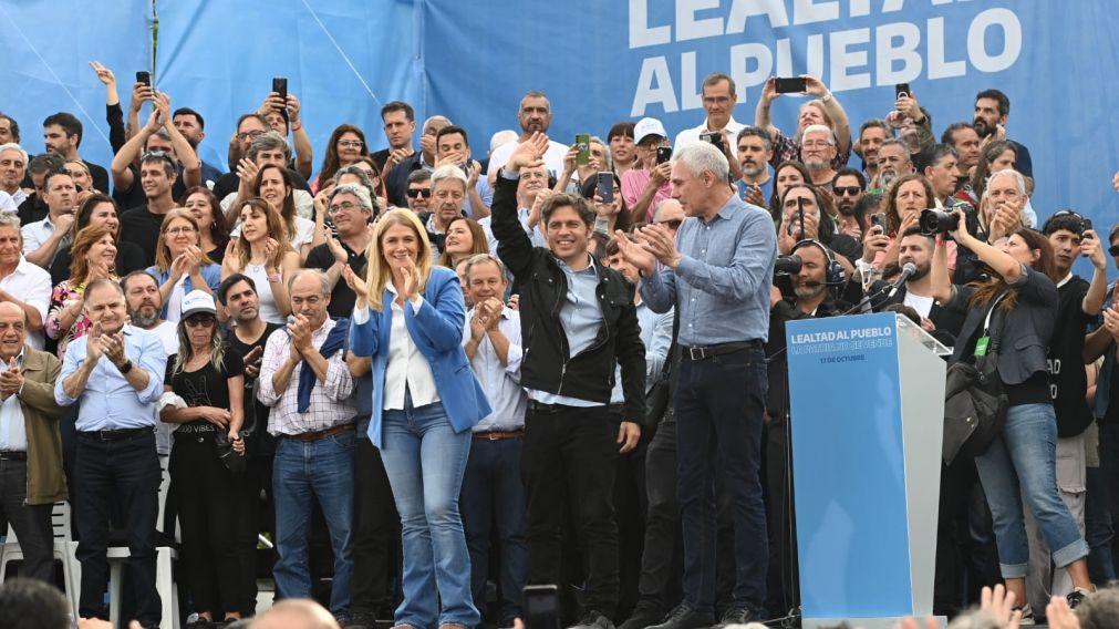 Kicillof encabezará el lanzamiento formal de su espacio Movimiento Derecho al Futuro, expectativa por el discurso.