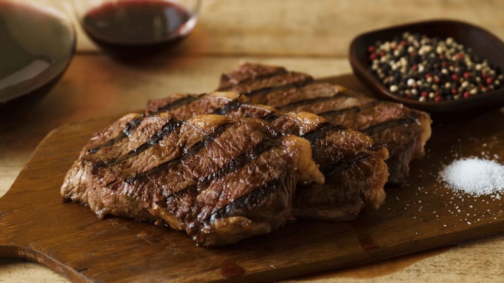 Ni asado ni vacío: El corte de carne que es tendencia para la parrilla y sale menos de $7000
