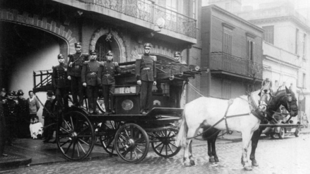 �Fel�z d�a para los Bomberos Voluntarios!.