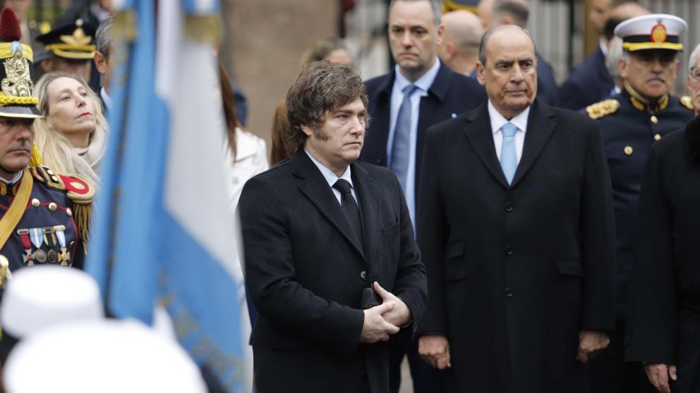 "Roma no paga traidores": el posteo de Javier Milei tras haberle negado el saludo a Jorge Macri en el Tedeum (NA).