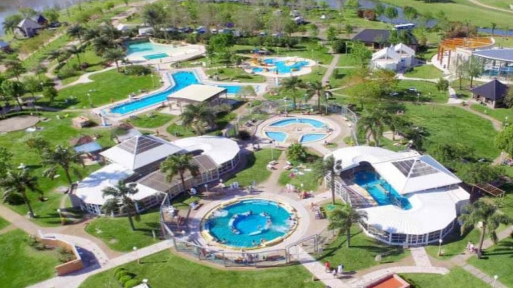 Escapada a unas termas "soñadas" en Entre Ríos: ¿Cuáles son?