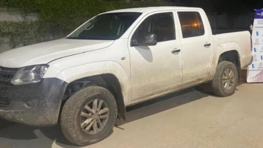 Este es el vehículo que fue incautado por los efectivos policiales. Crédito: Infobrisas.