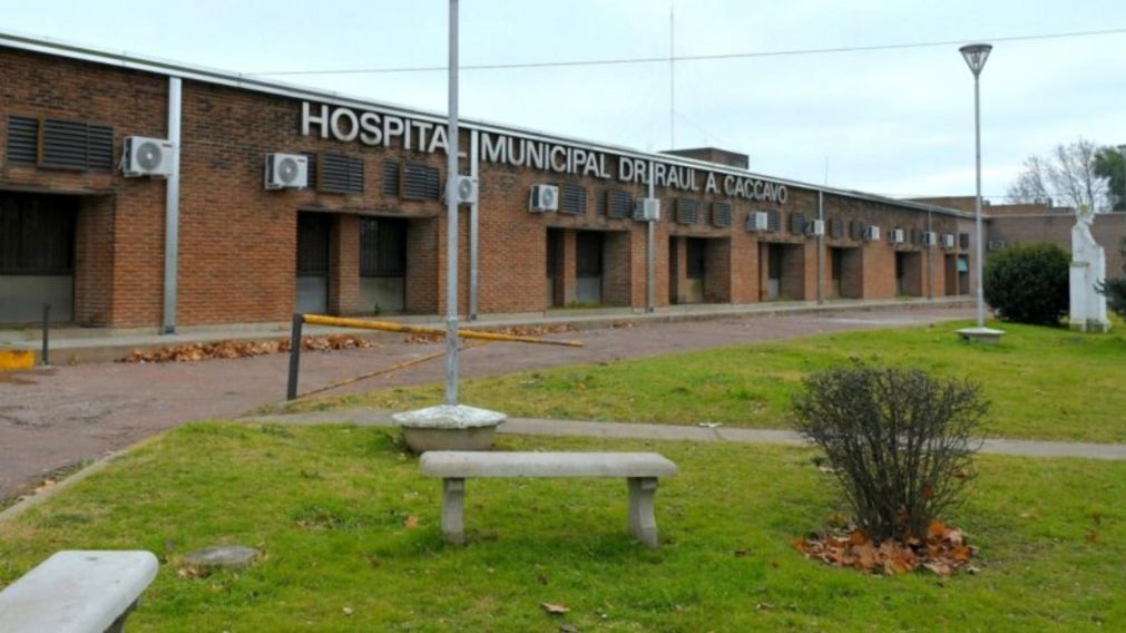 La mujer debió ser alojada en este centro asistencial.